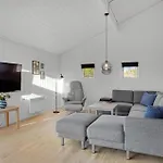 Gorgeous In With Kitchen