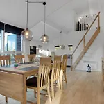 Gorgeous In With Kitchen Casa vacanze